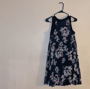 High neckline, sleeveless cocktail dress